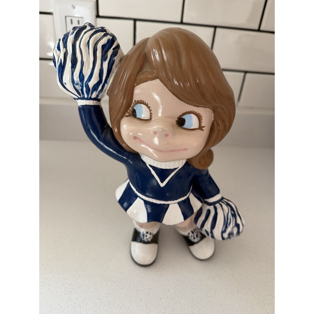 Vintage Atlantic Mold Ceramic Cheerleader Hand-painted 1970s KY Wildcats style
